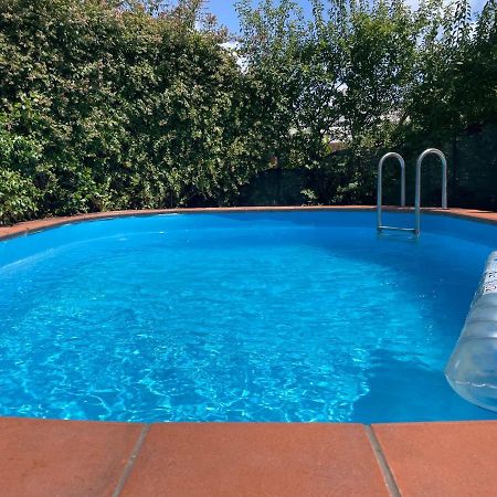 In&Out Apartment - Mostacciano, Eur Рим Екстериор снимка