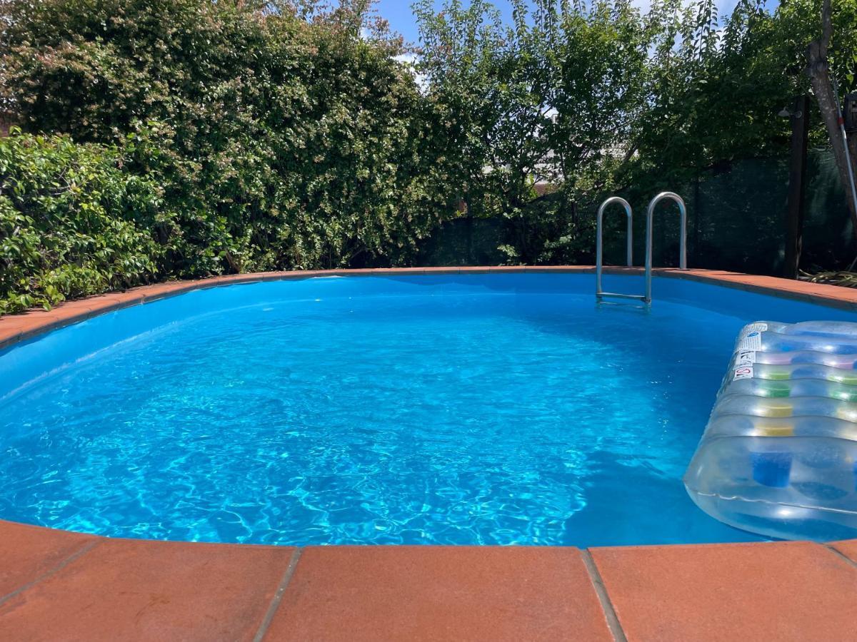 In&Out Apartment - Mostacciano, Eur Рим Екстериор снимка